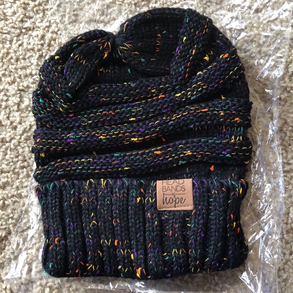 Slouch Black Confetti Beanie Knit